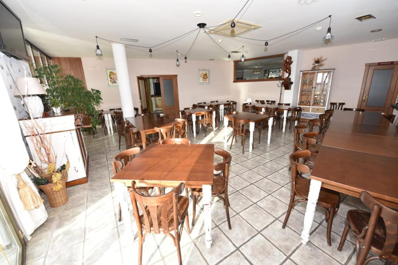 Hotel Rural El Castillo Larraga Buitenkant foto